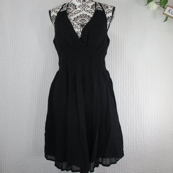 GUESS Sleeveless Black Dress NWT Size Large - Picture 9 of 10